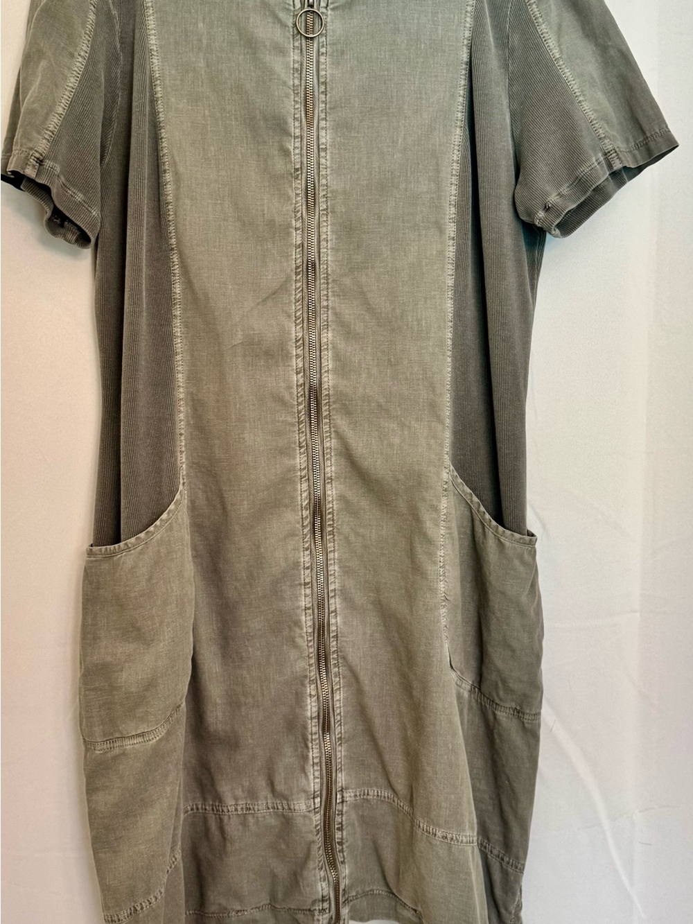 Washed Olive Short Sleeve Zip-Front Dress - Picture 2 of 6